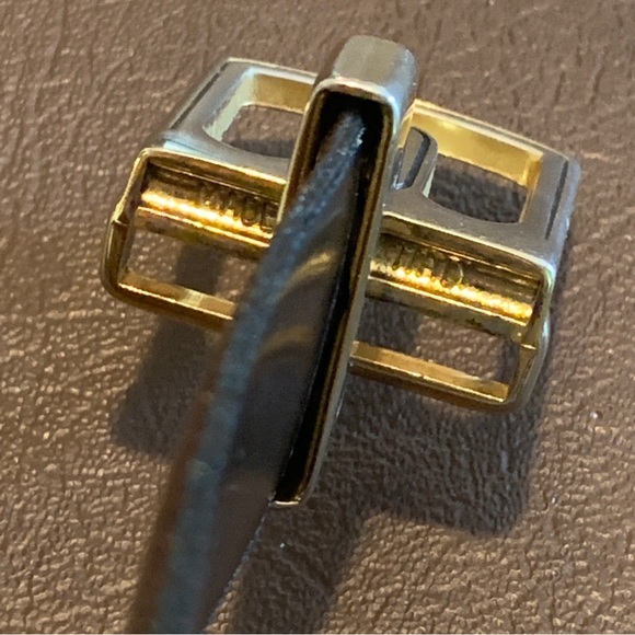 Vintage Dior Reversible Black And Brown Leather Belt. - Picture 6 of 10